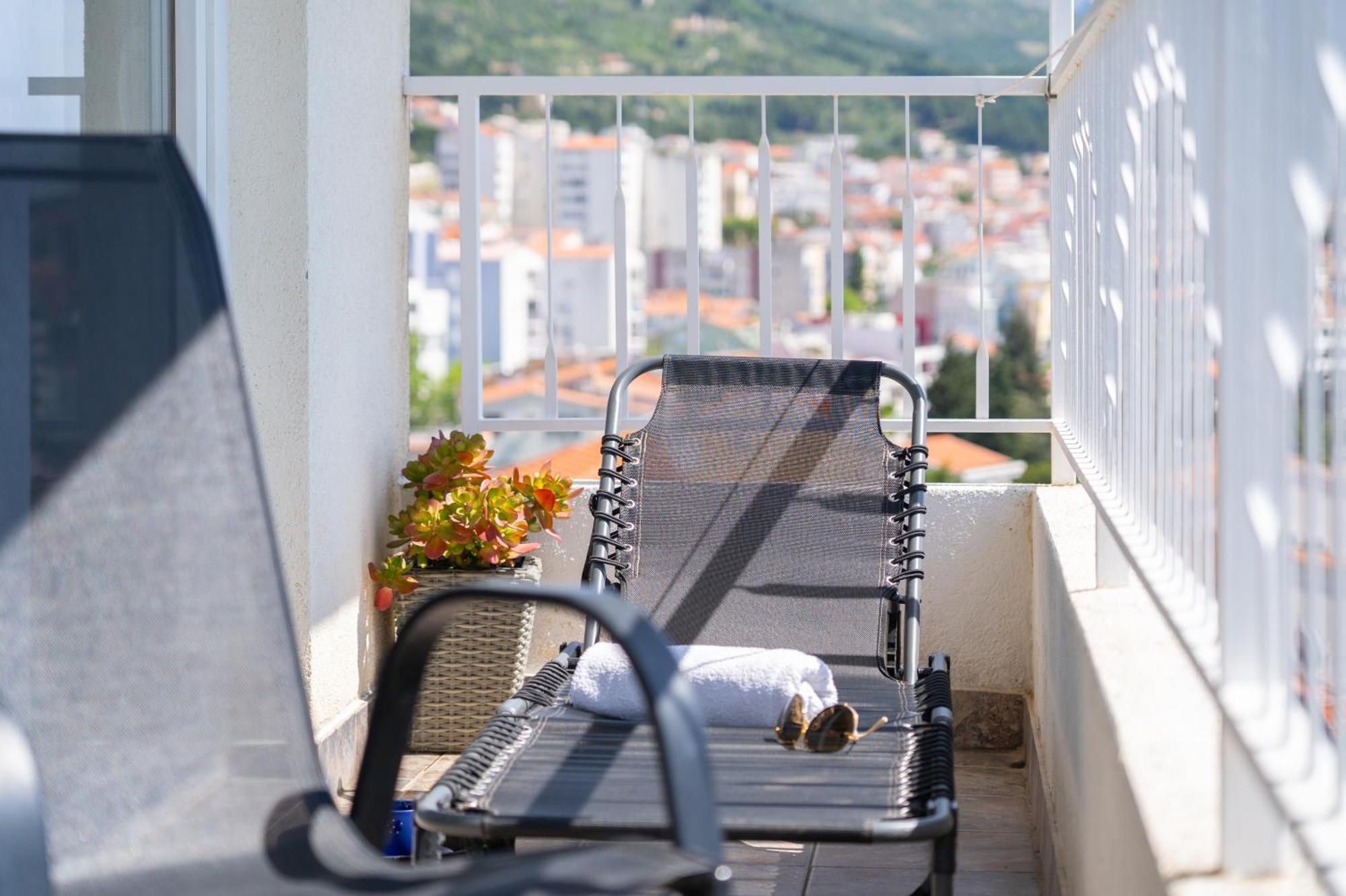 Apartment 30 M From Beach,Makarska,Marija Eksteriør billede