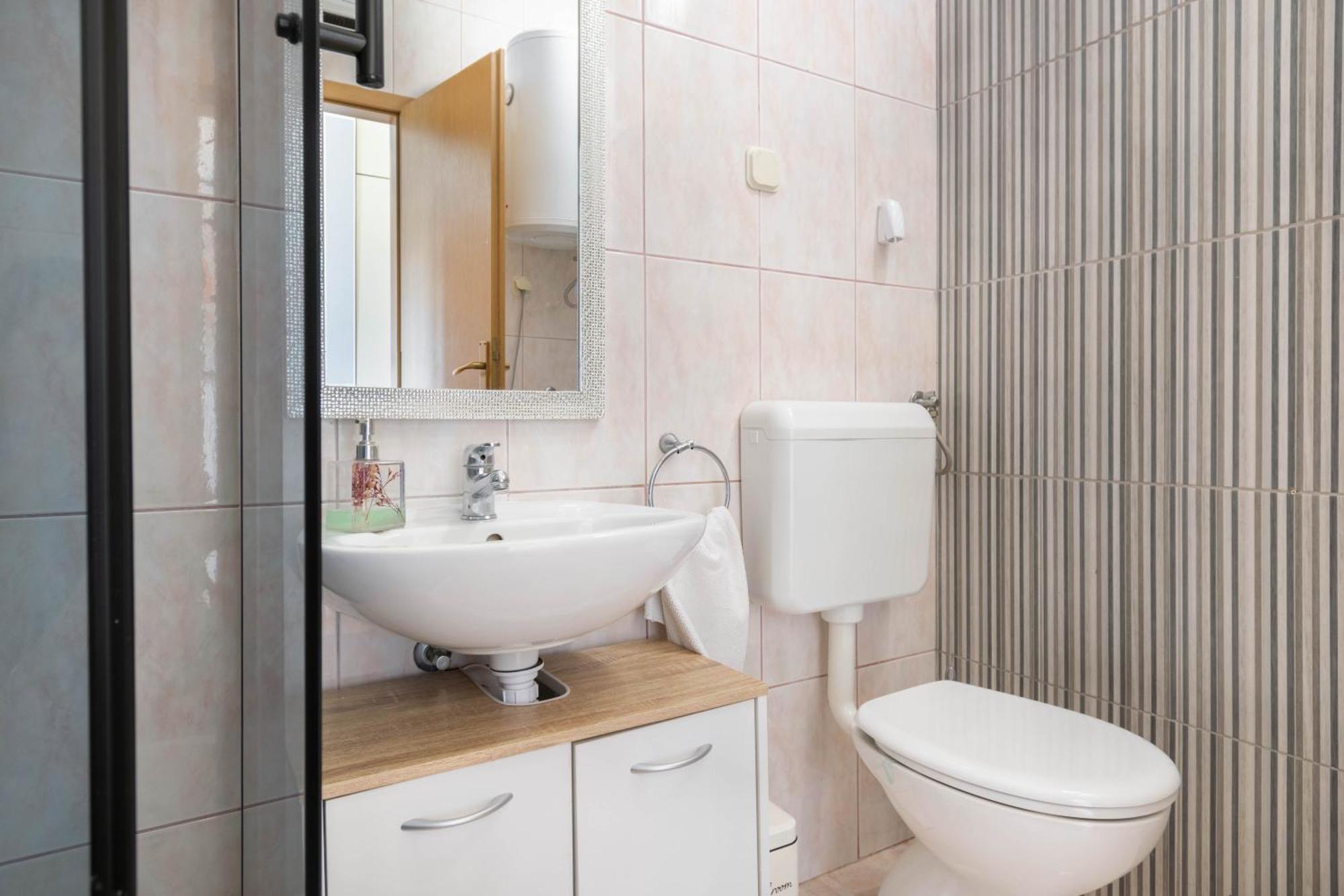 Apartment 30 M From Beach,Makarska,Marija Eksteriør billede