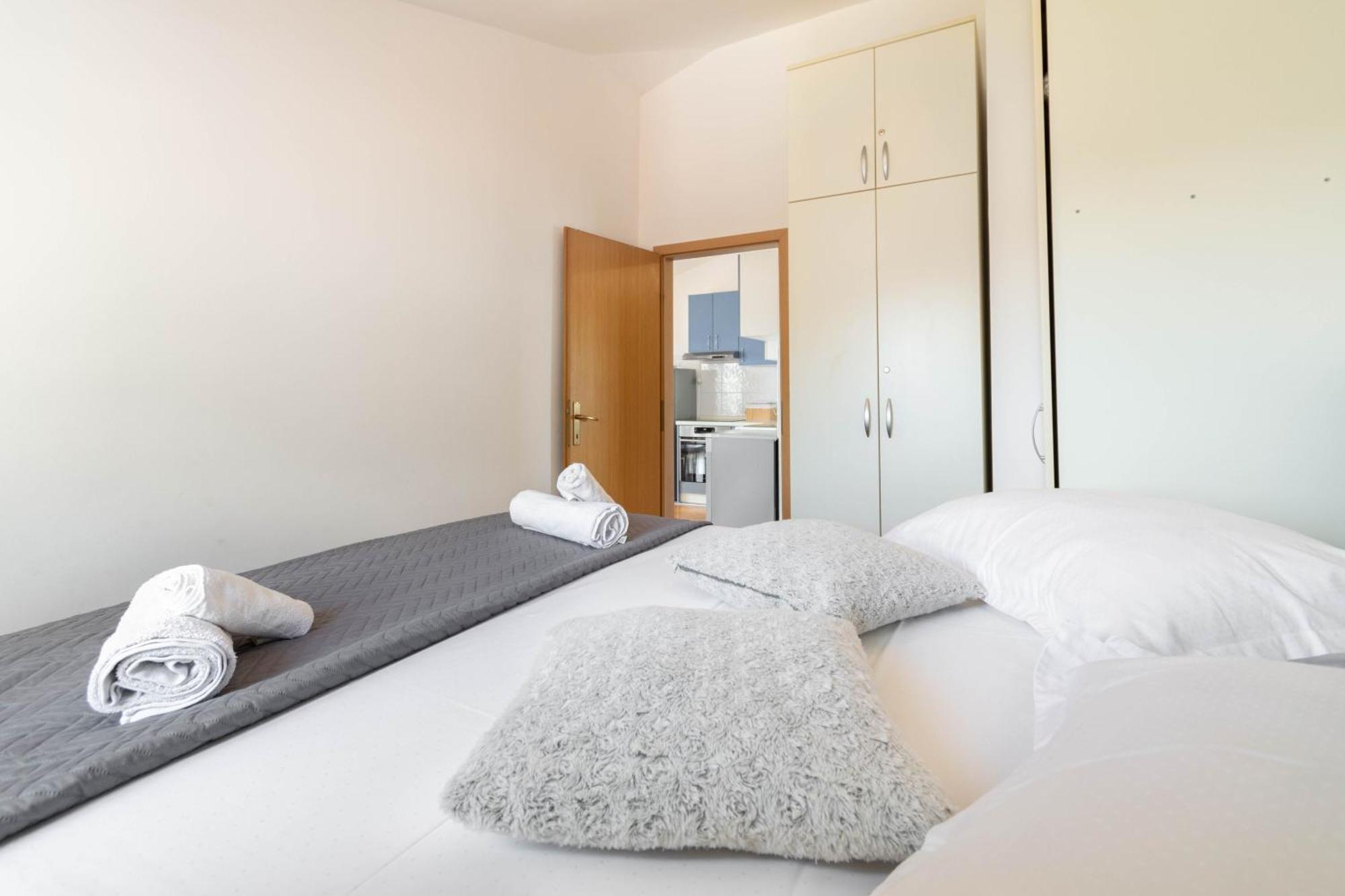Apartment 30 M From Beach,Makarska,Marija Eksteriør billede